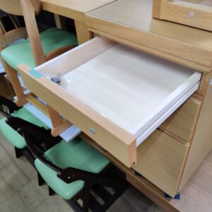 カリモク-karimoku-コンセント付デスク-別売引出しユニット1付-ST6078MH-ボナシェルタ-Bouna-scelta-リユース-柏-愛品倶楽部