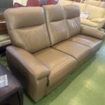 東京インテリア｜3人掛本革電動リクライニングソファ買取致しました｜愛品館八千代店