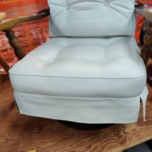 飛騨産業-キツツキマーク-本革回転肘付アームチェア-穂高-リユース-柏-愛品倶楽部