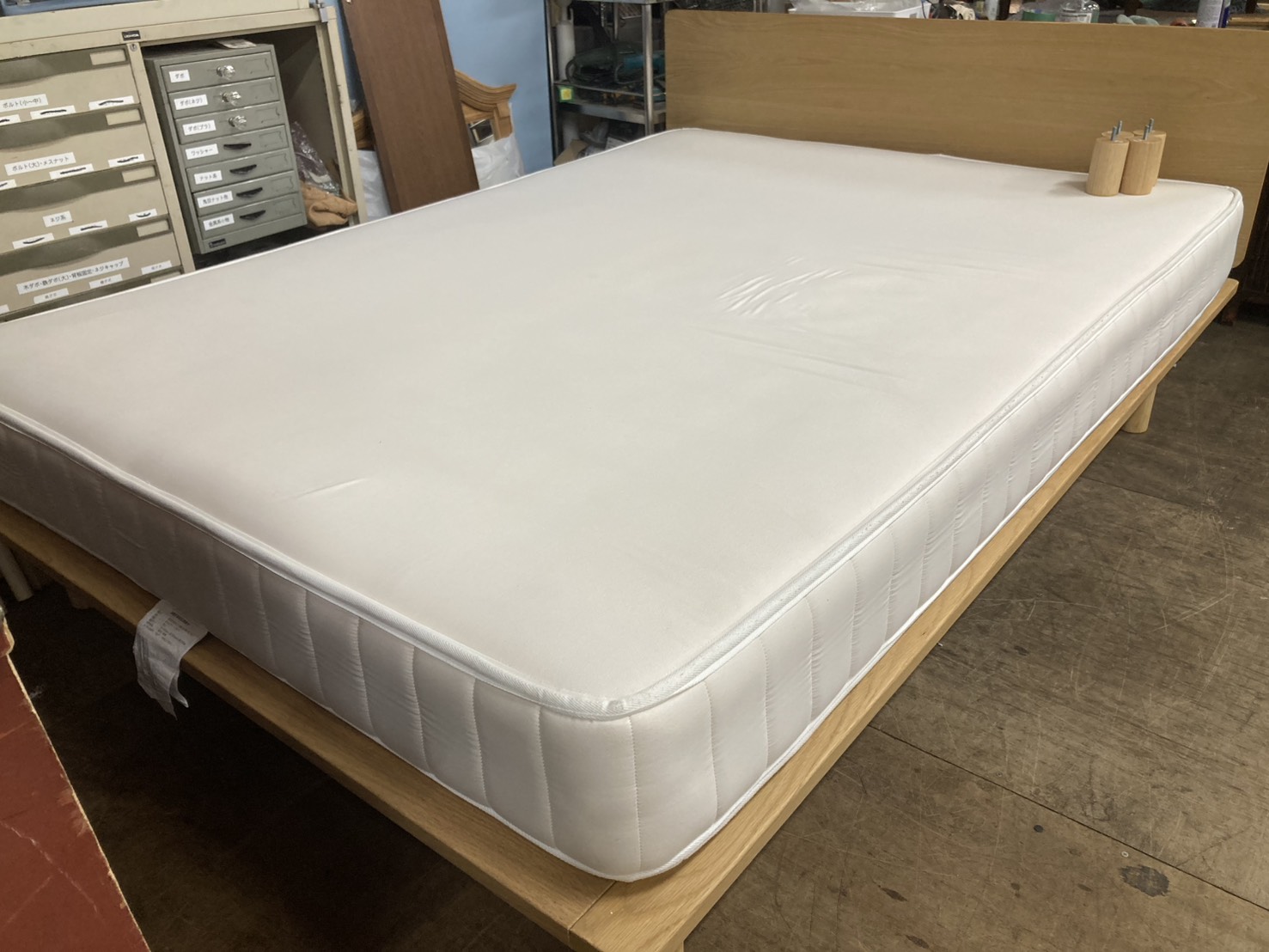 無印良品のダブルベッド 超高密度ポケットコイルマットレスSETが入荷 