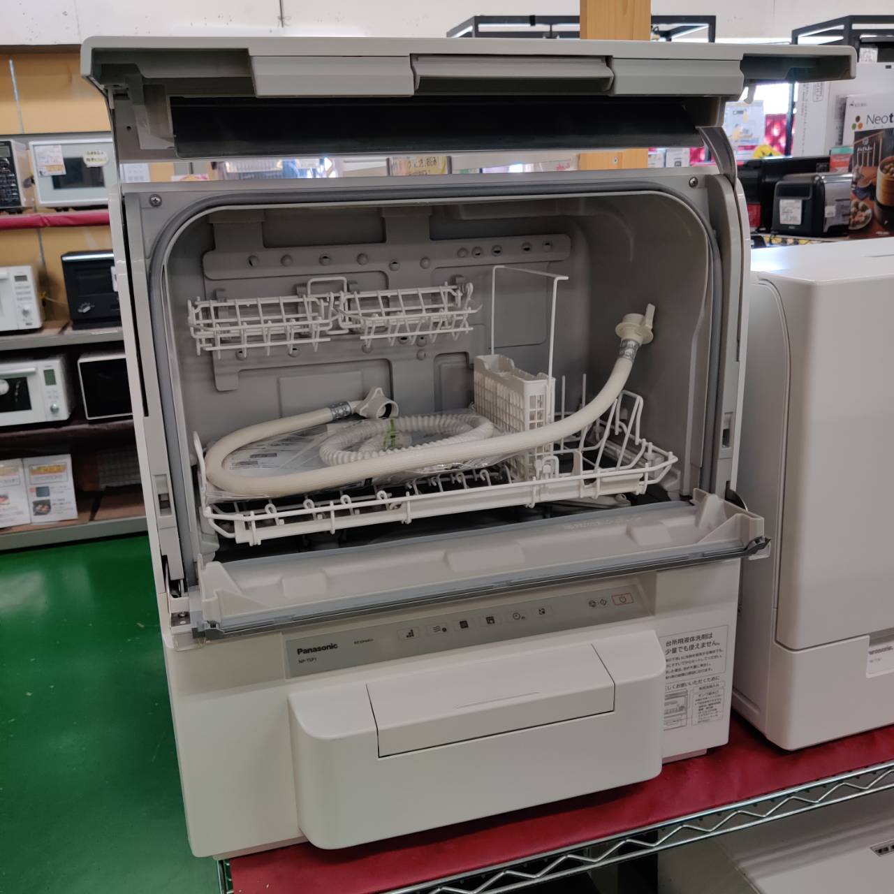 Panasonic 4人分 24年製 食器洗い乾燥機 NP-TSP1 が入荷！｜タンク式 