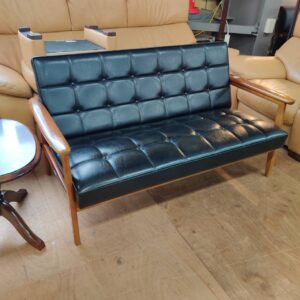 カリモク-karimoku-2人掛けソファ-50周年記念復刻ブランドプレート仕様-W36173BWH-Kチェア-2シーター-リユース-柏-愛品倶楽部