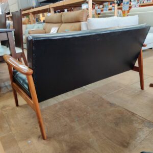 カリモク-karimoku-2人掛けソファ-50周年記念復刻ブランドプレート仕様-W36173BWH-Kチェア-2シーター-リユース-柏-愛品倶楽部