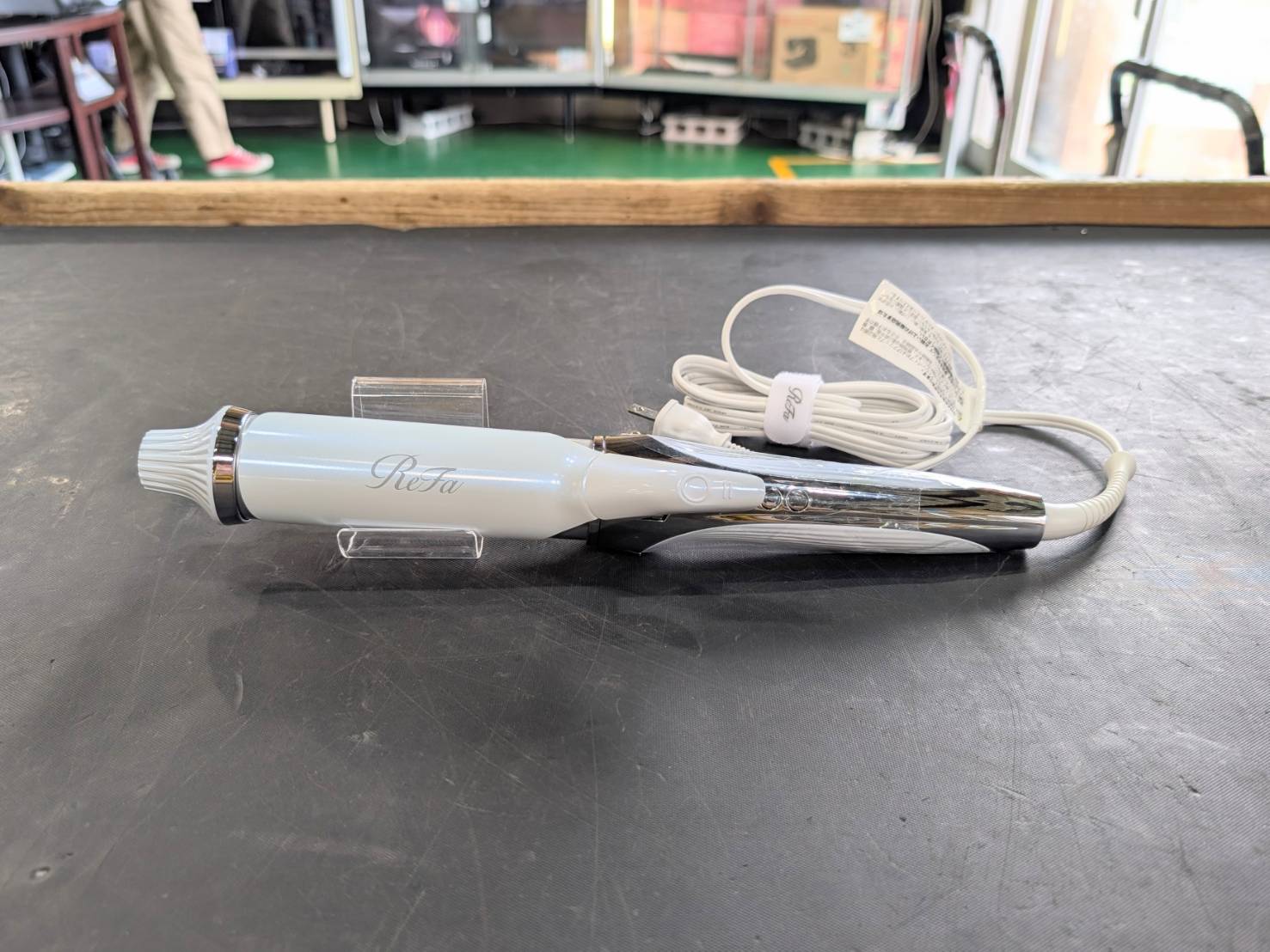 MTG ReFa リファ カールアイロン プロ RE-AV-02A 2024年製を買取いたし 