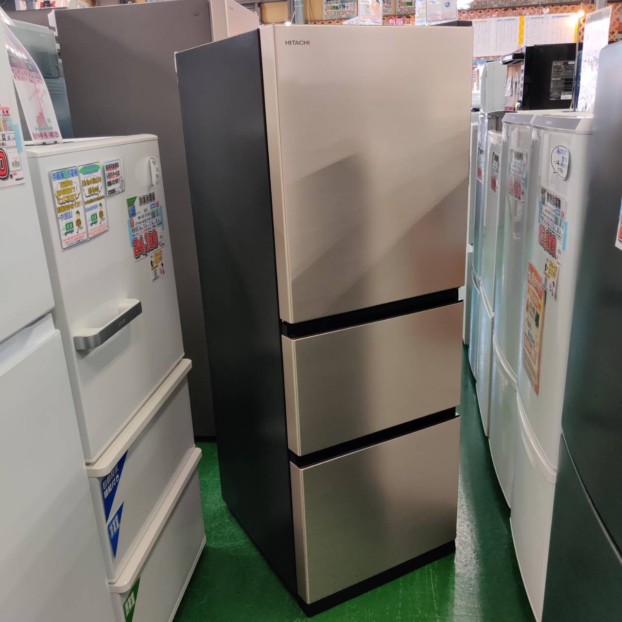 日立 HITACHI 265L 24年製 3ドア冷凍冷蔵庫 R-27TV が入荷 