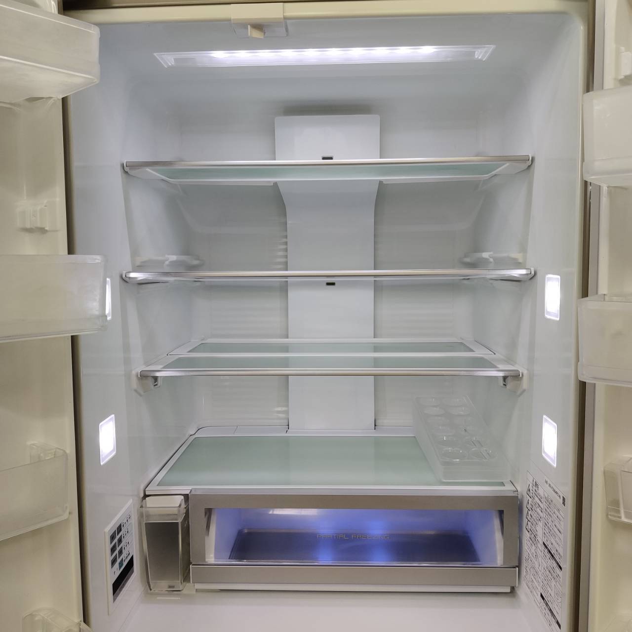 Panasonic 500L 20年製 6ドア冷蔵庫 NR-F506HPX が入荷！｜微凍結 