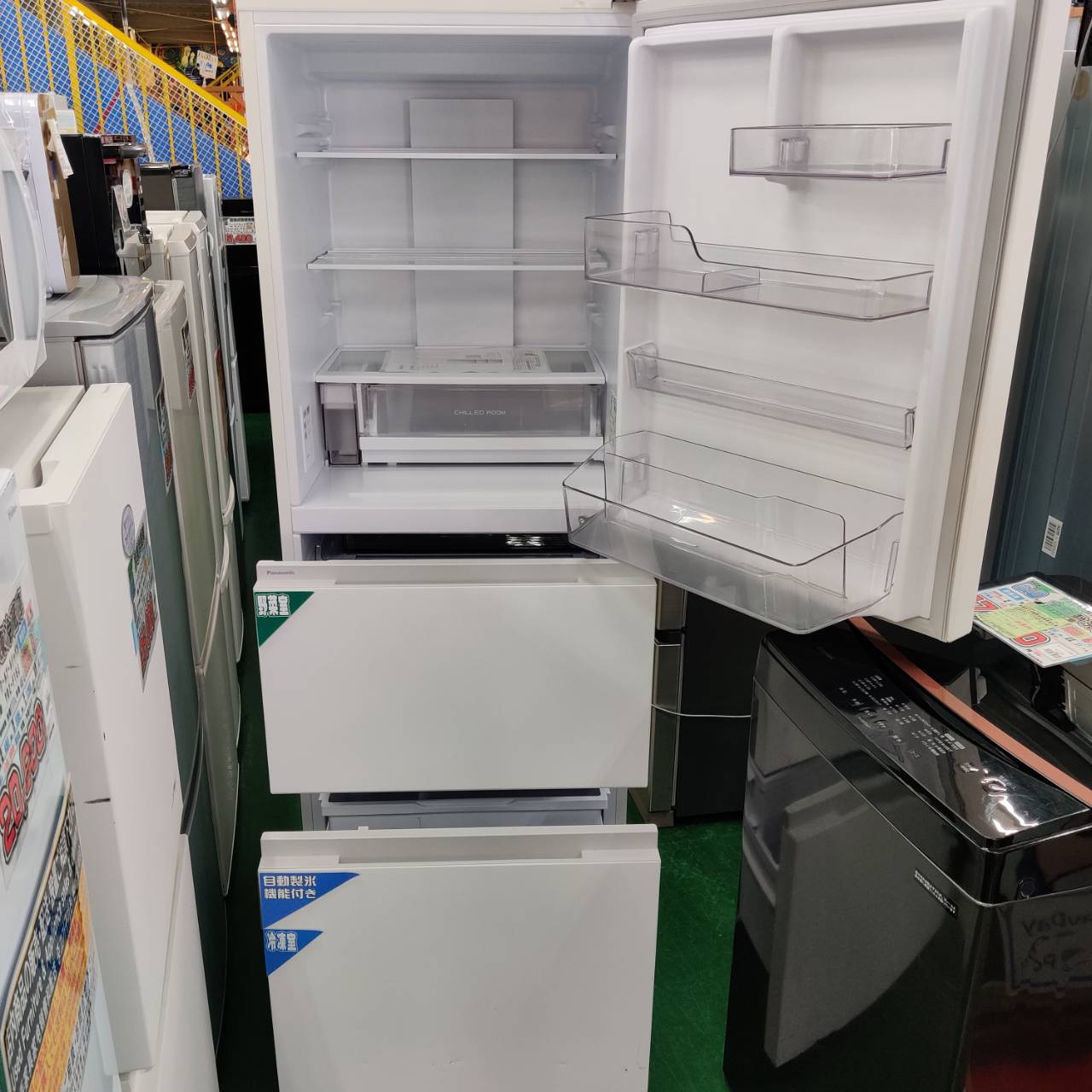Panasonic 326L 24年製 3ドア冷凍冷蔵庫 NR-C33ES1-W が入荷！｜自動 