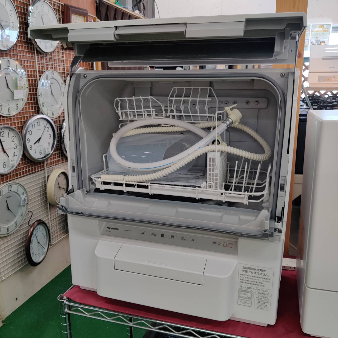 Panasonic 4人分 25年製 食器洗い乾燥機 NP-TSP1-W が入荷！｜工事不要 