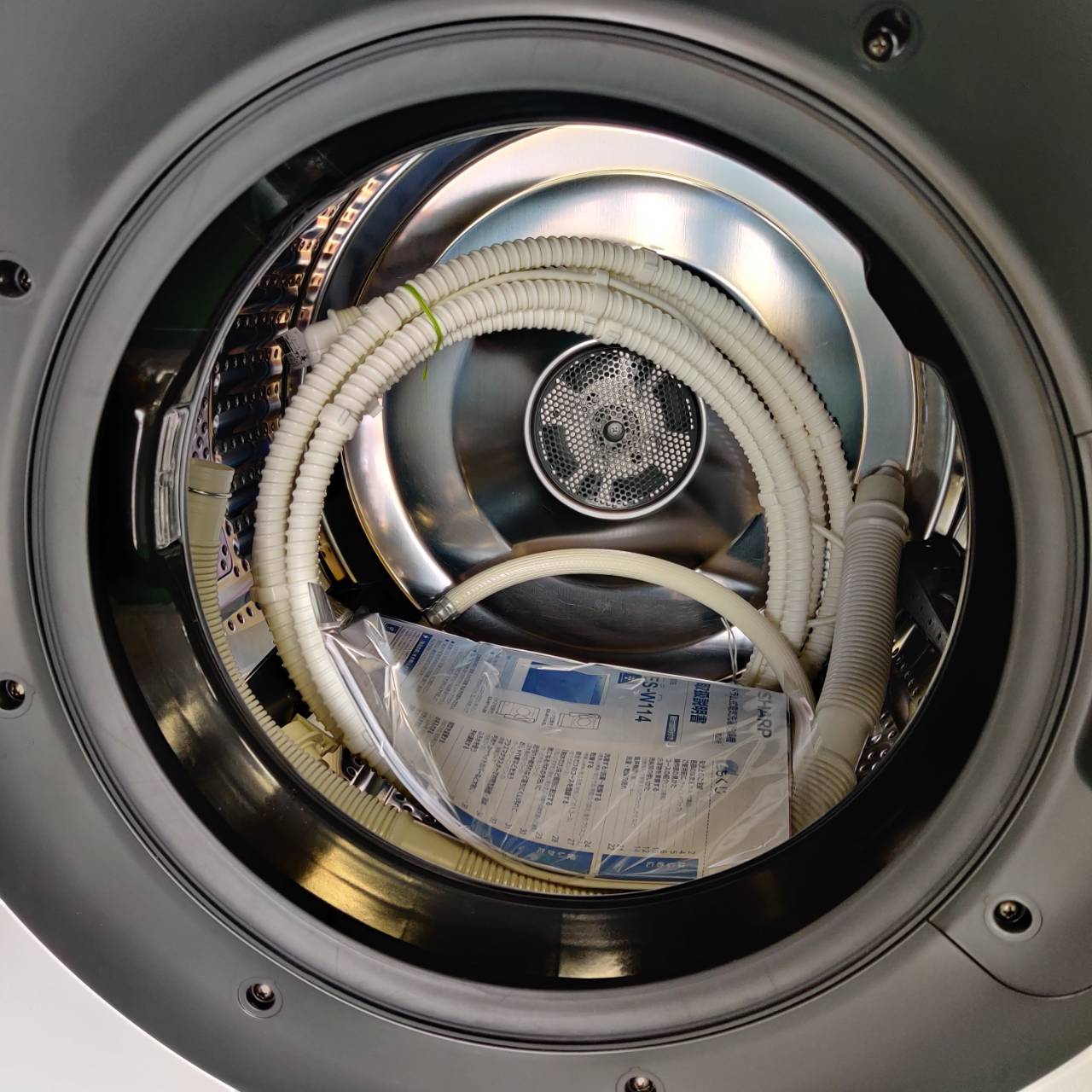 SHARP 11.0kg/6.0kg 22年製 ドラム式洗濯乾燥機 ES-W114-SL が入荷 