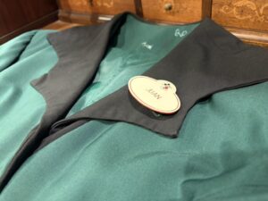 ディズニーキャスト衣装, ホーンテッドマンション制服, WDWキャストユニフォーム, ディズニー非売品, Haunted Mansion Cast Costume, ディズニーヴィンテージ, 愛品館市原店