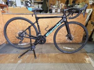 愛品館市原店で買取したBIANCHI SPRINT DISC 105ロードバイク