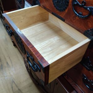 岩谷堂箪笥-拭漆塗り-帳場箪笥-みちのく小箪笥-リユース-柏-愛品倶楽部