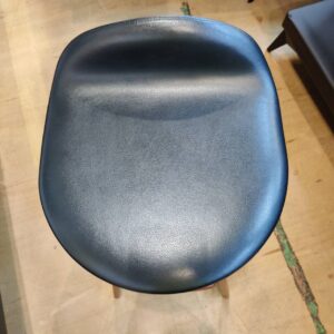 Findahls（フィンダール）-カウンターチェア-1脚-エリック-バックデザイン（Model-61）-リユース-柏-愛品倶楽部