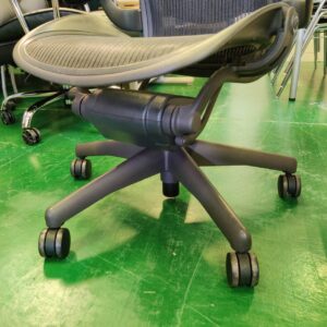 ハーマンミラー-Herman-Miller-オフィスチェア-AE111PWB-AJG1BBFP（アーロンチェア）-リユース-柏-愛品倶楽部