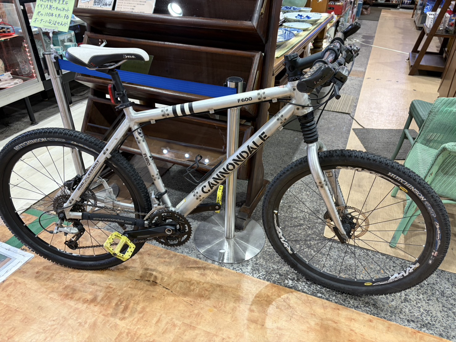 愛品館市原店で買取したキャノンデールF600MTB