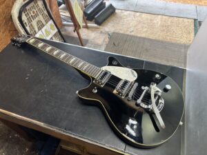 愛品館市原店で買取したGRETSCH (グレッチ) エレキギター G5445T