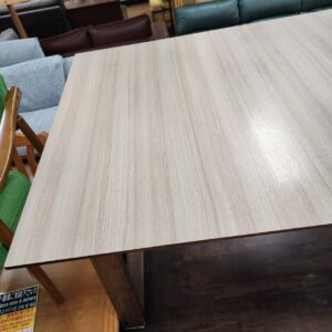 カリモク-karimoku-ダイニングテーブル-リユース-柏-愛品倶楽部