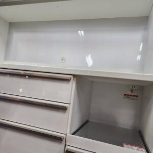 高橋木工所-2枚スライド扉キッチンボード-シェモア140オープン-リユース-柏-愛品倶楽部