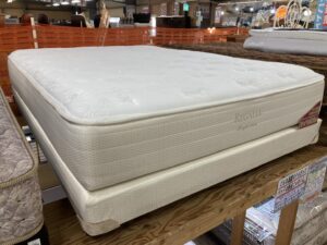 キングスダウン レガリア パーフェクション ベッド全体